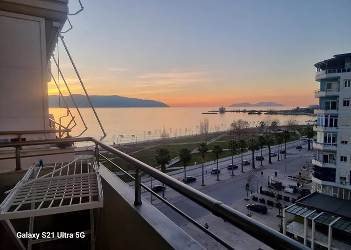 Big Seaside Apartment